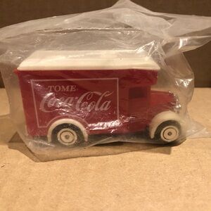Coca-Cola Promotional Truck "Tome Coca-Cola" - Red